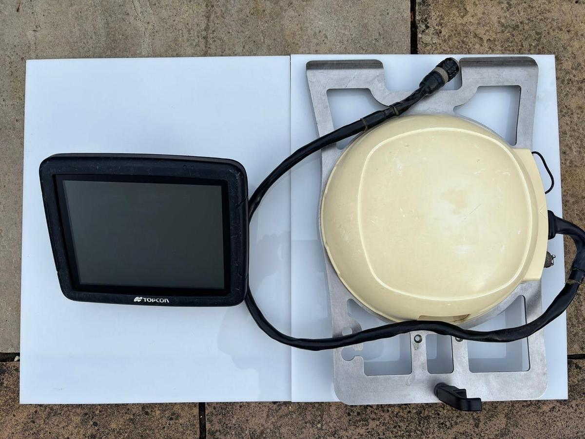 Used Topcon X25 Display Console