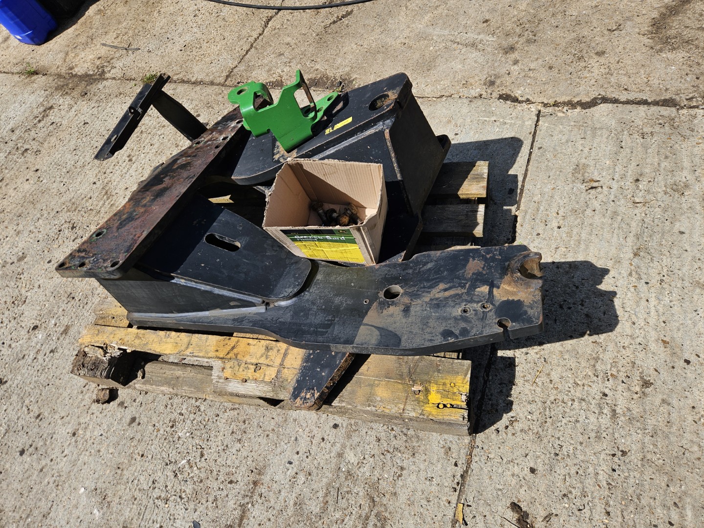 Used Quicke Tractor Loader Brackets