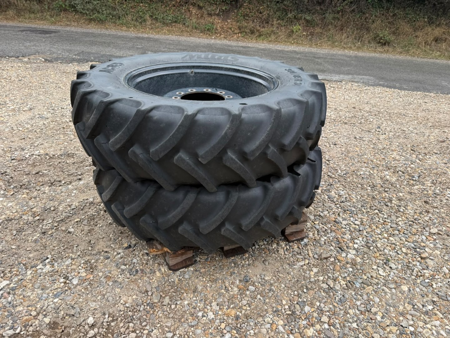 Used Row Crop Wheels and Tyres