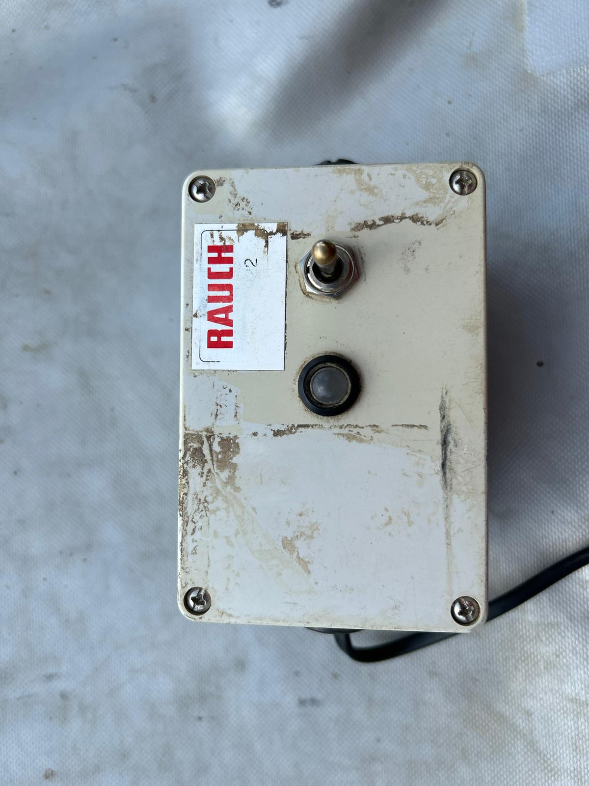 Used Kuhn UKS 190 Fertiliser Spreader