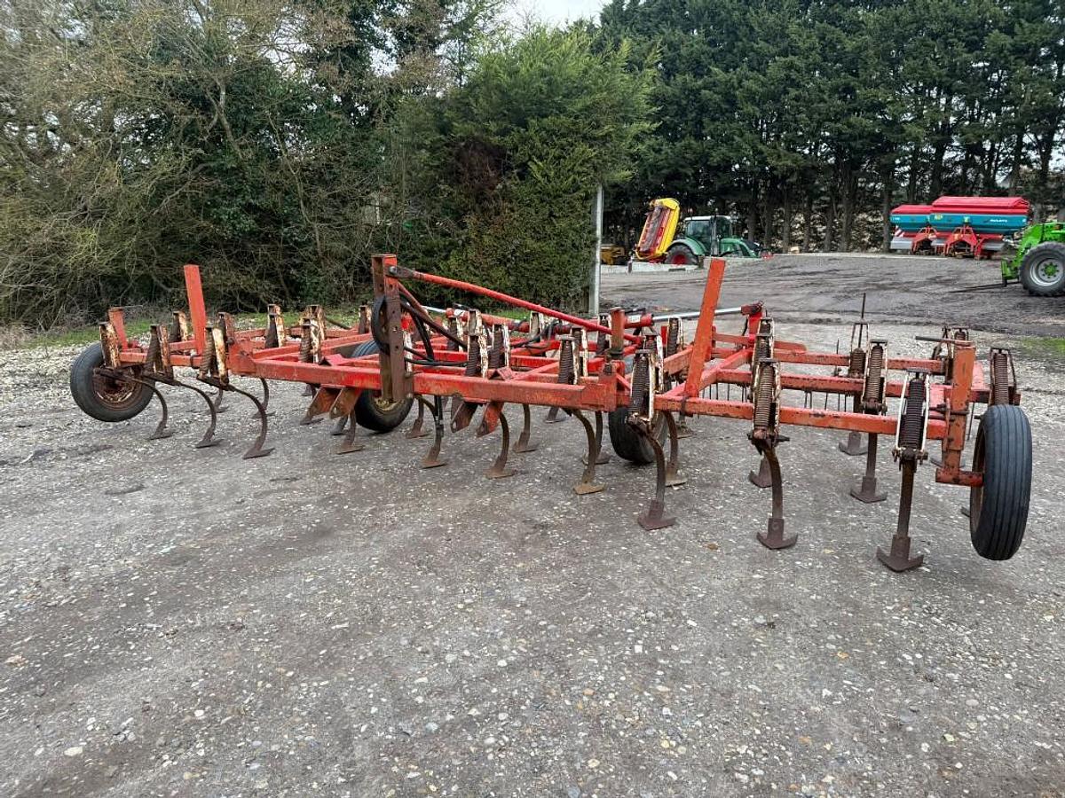 Used Wil-Rich 9FCW-3PT Springtine Cultivator