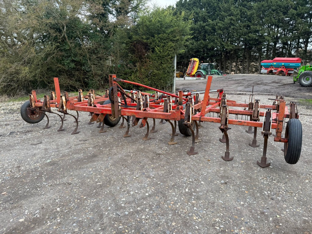 Used Wil-Rich 9FCW-3PT Springtine Cultivator