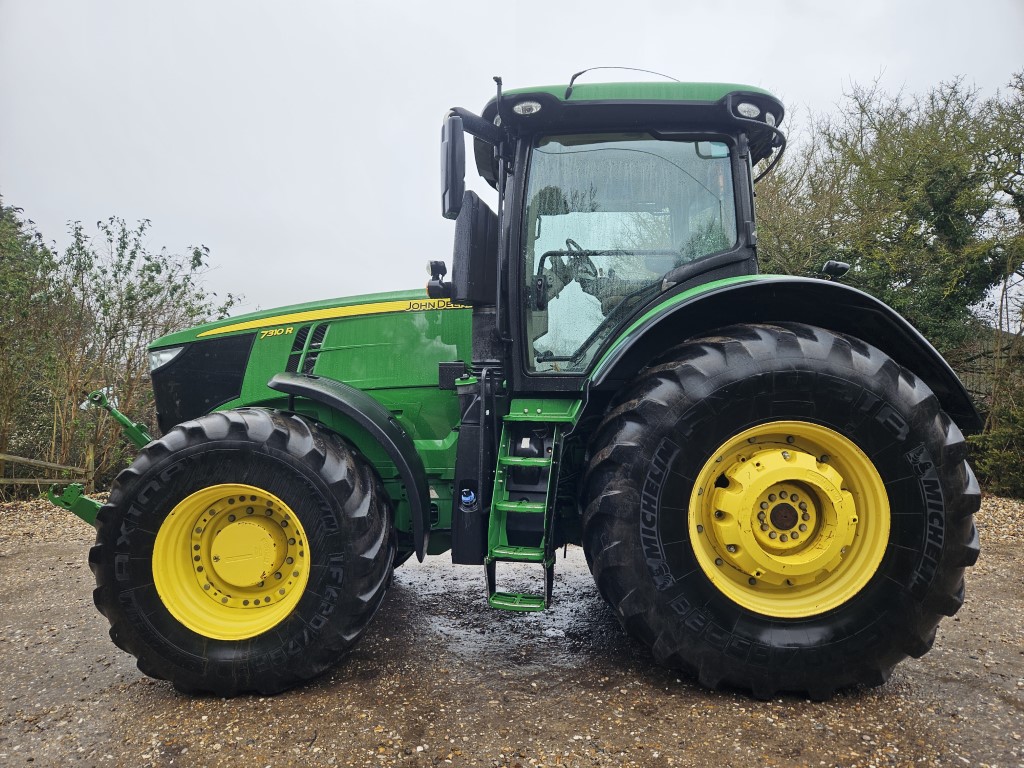 Used John Deere 7310R 4wd Tractor