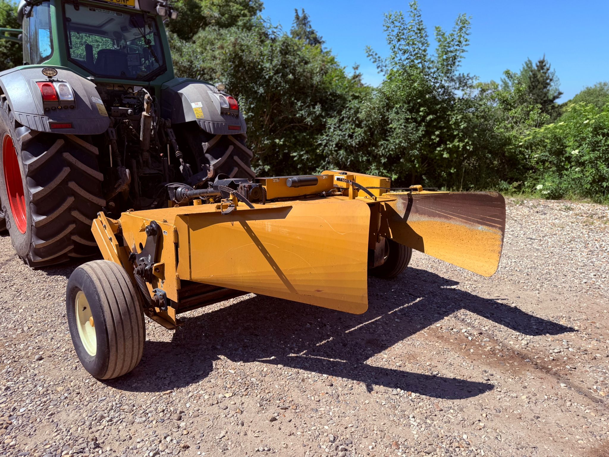 Used Tube Line Accelerator 7500 Hay Conditioner