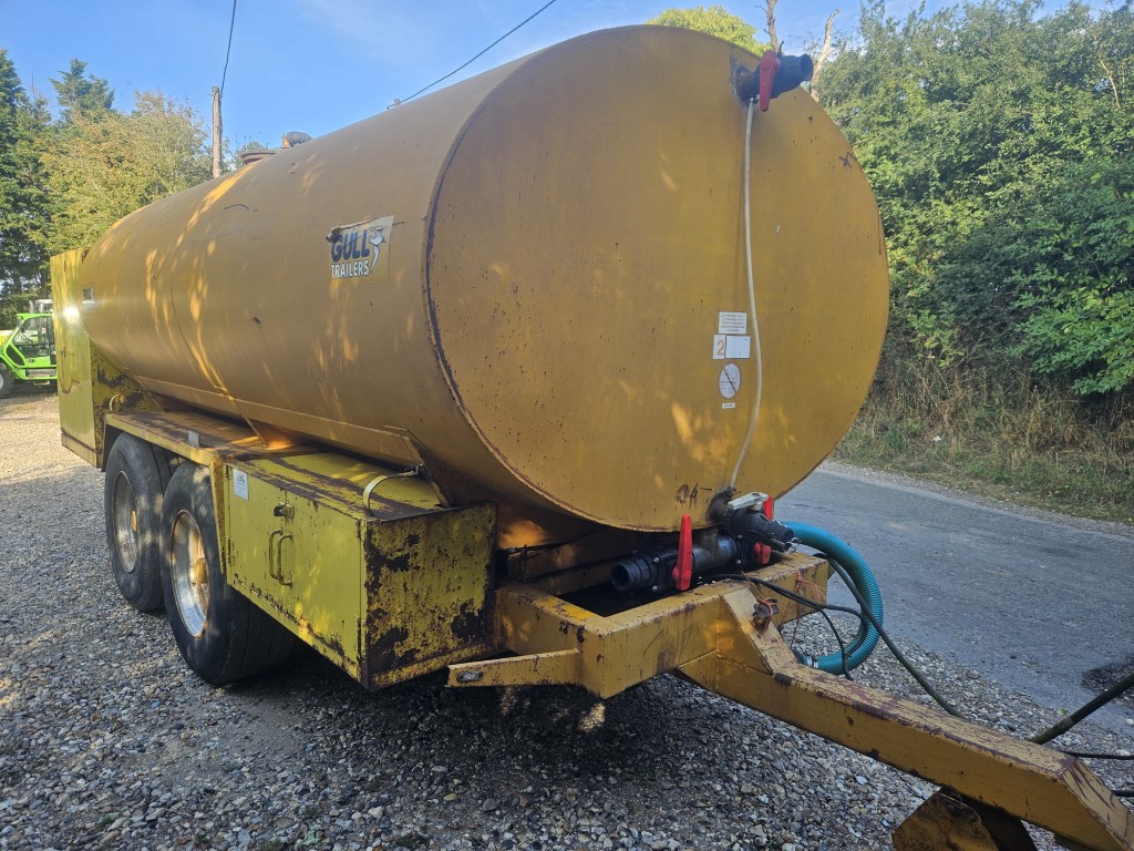 Used Gull Water Bowser