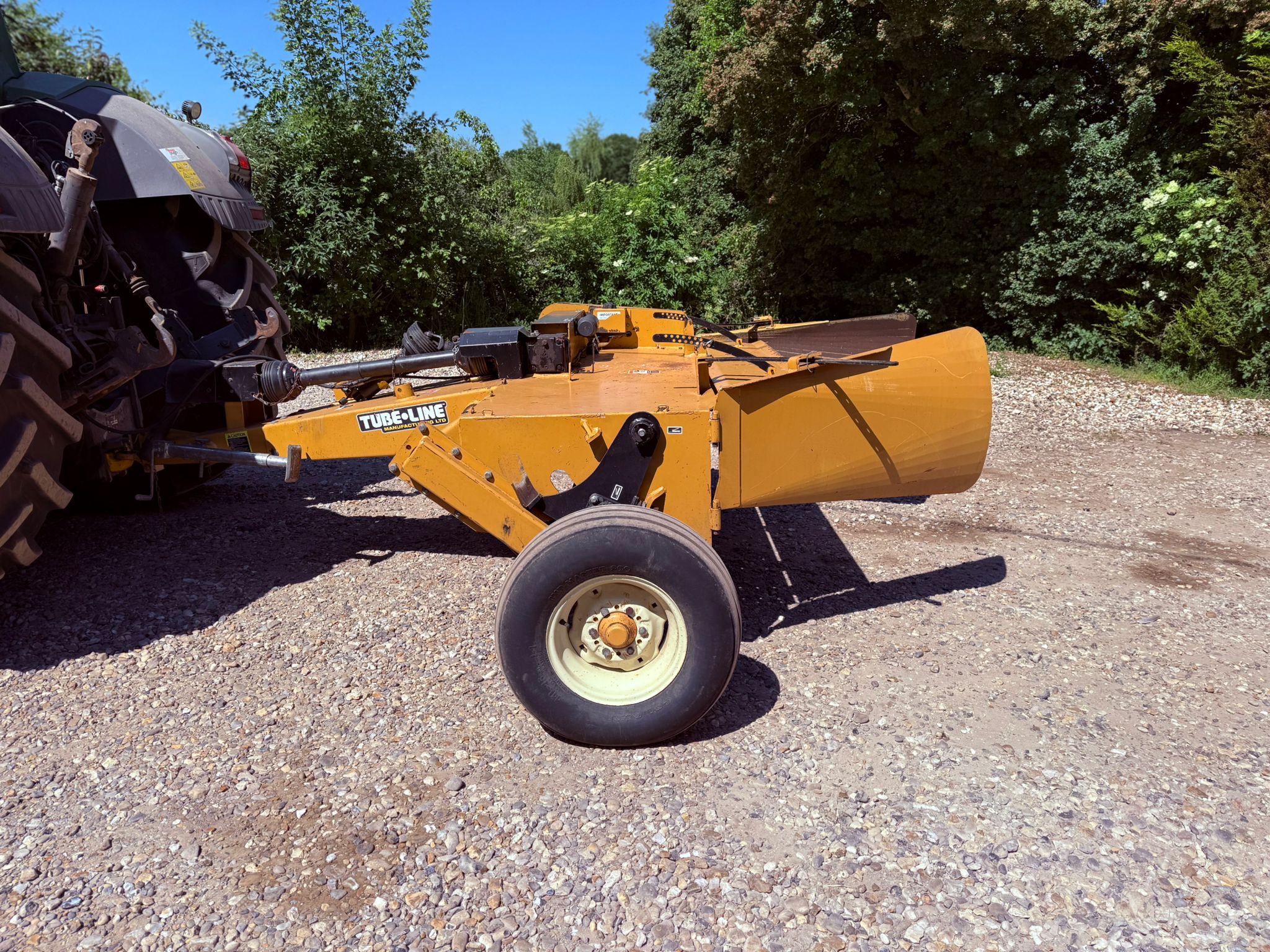 Used Tube Line Accelerator 7500 Hay Conditioner