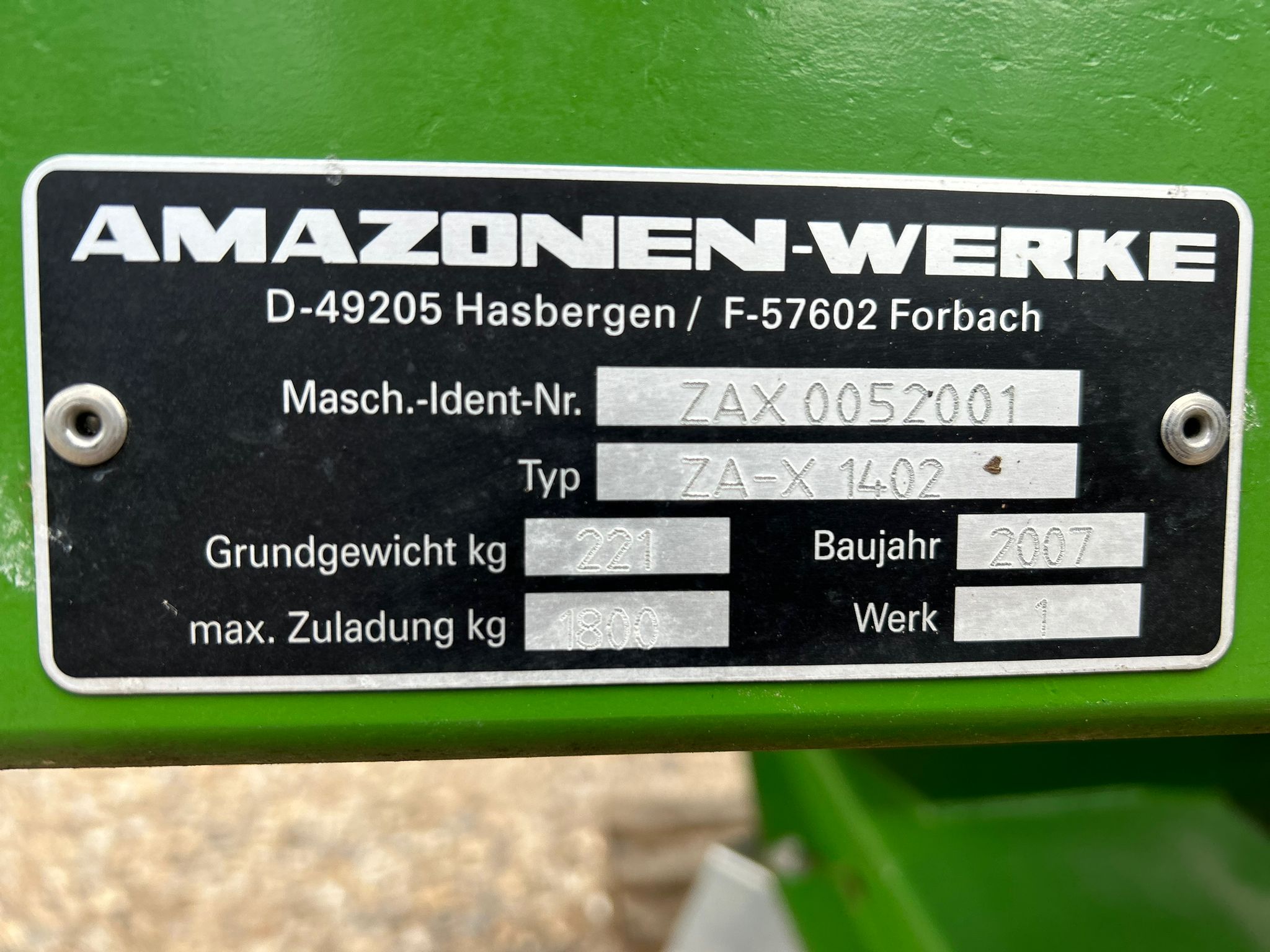 Used Amazone ZA-X 1402 Fertiliser Spreader