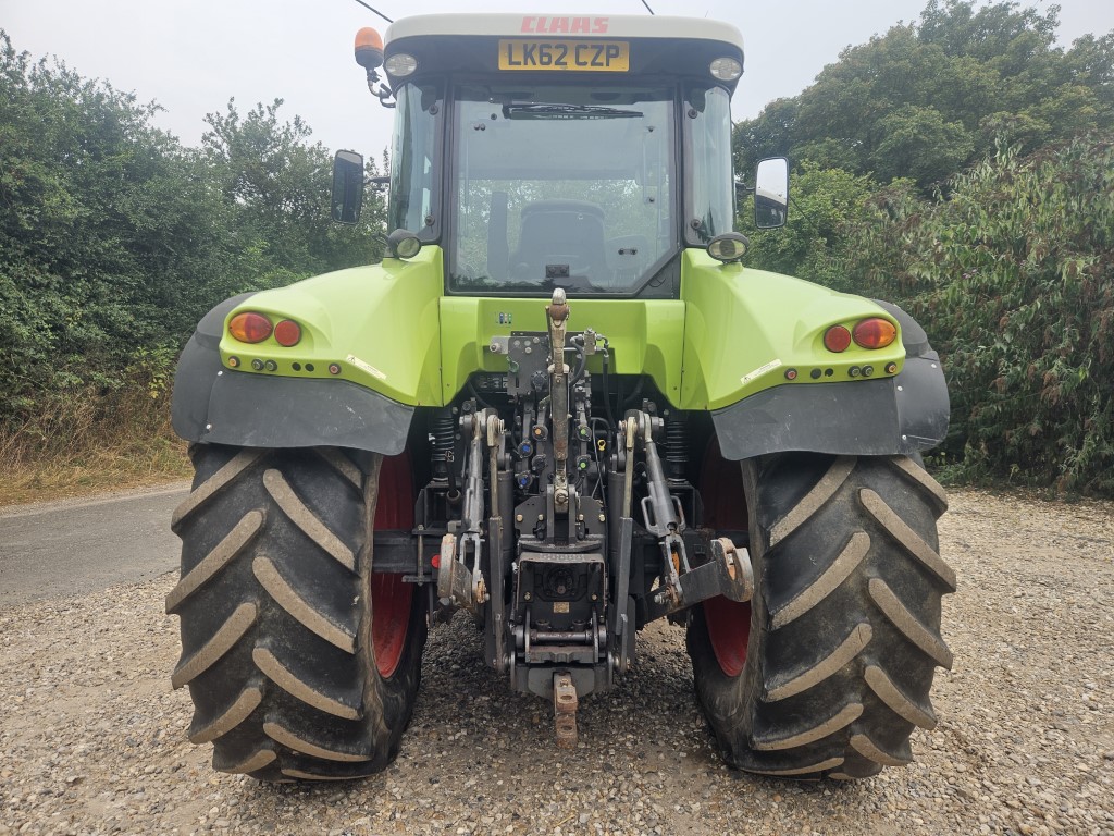 Used Claas Arion 620 4wd Tractor