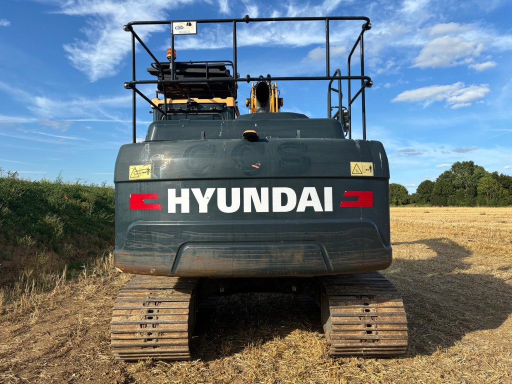 Used Hyundai HX140L Excavator