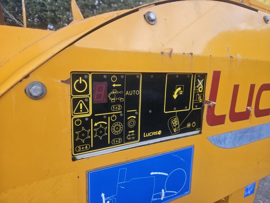 Used Lucas Raptor Telescopic Bedder