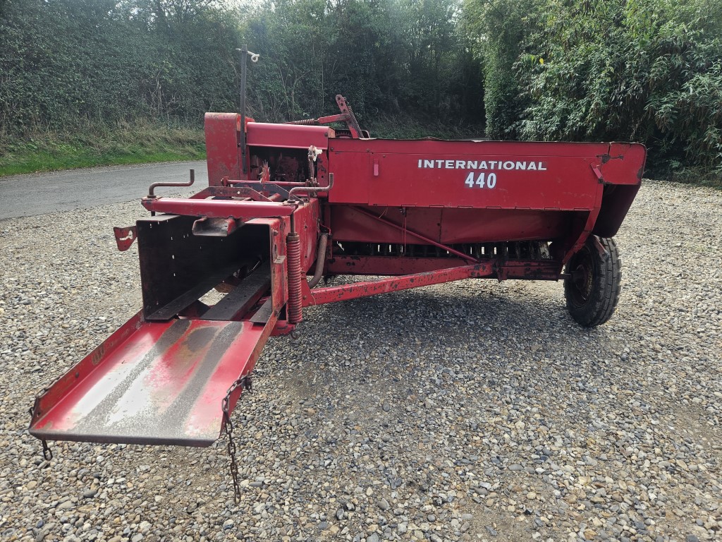 Used International 440 Conventional Baler