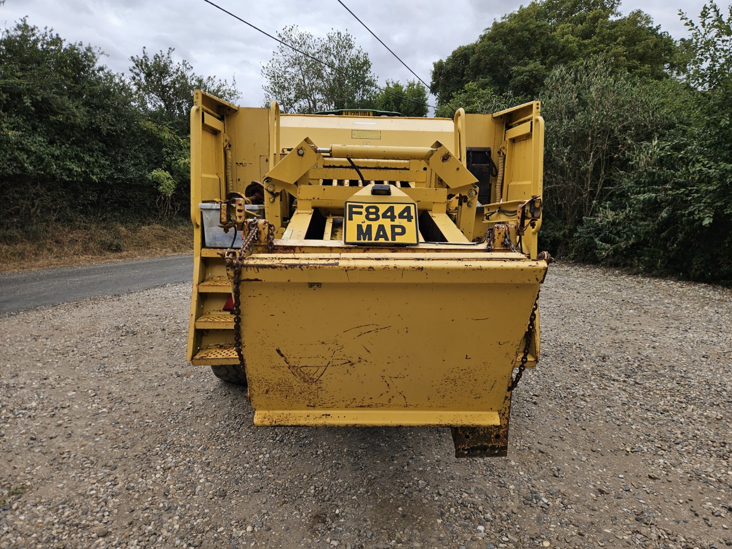 Used New Holland D1000 Baler