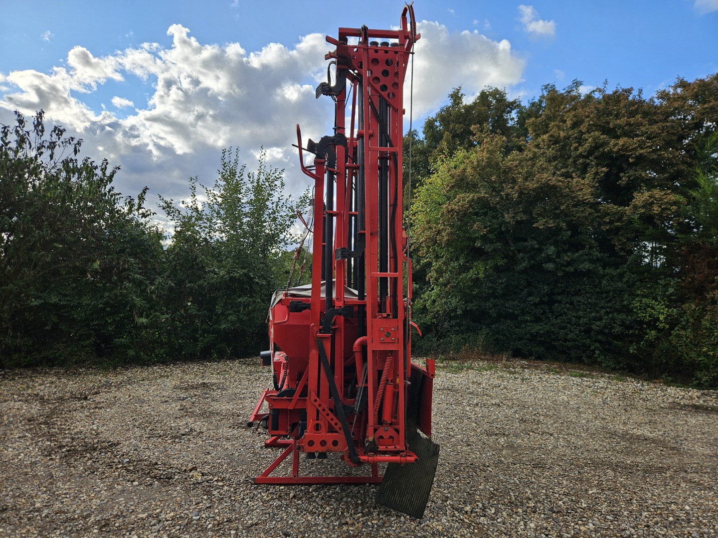 Used Rauch Aero 2220 Pneumatic Spreader