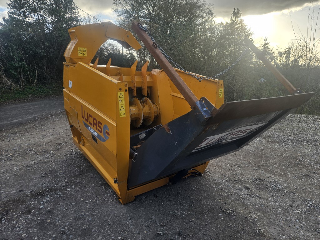 Used Lucas Raptor Telescopic Bedder