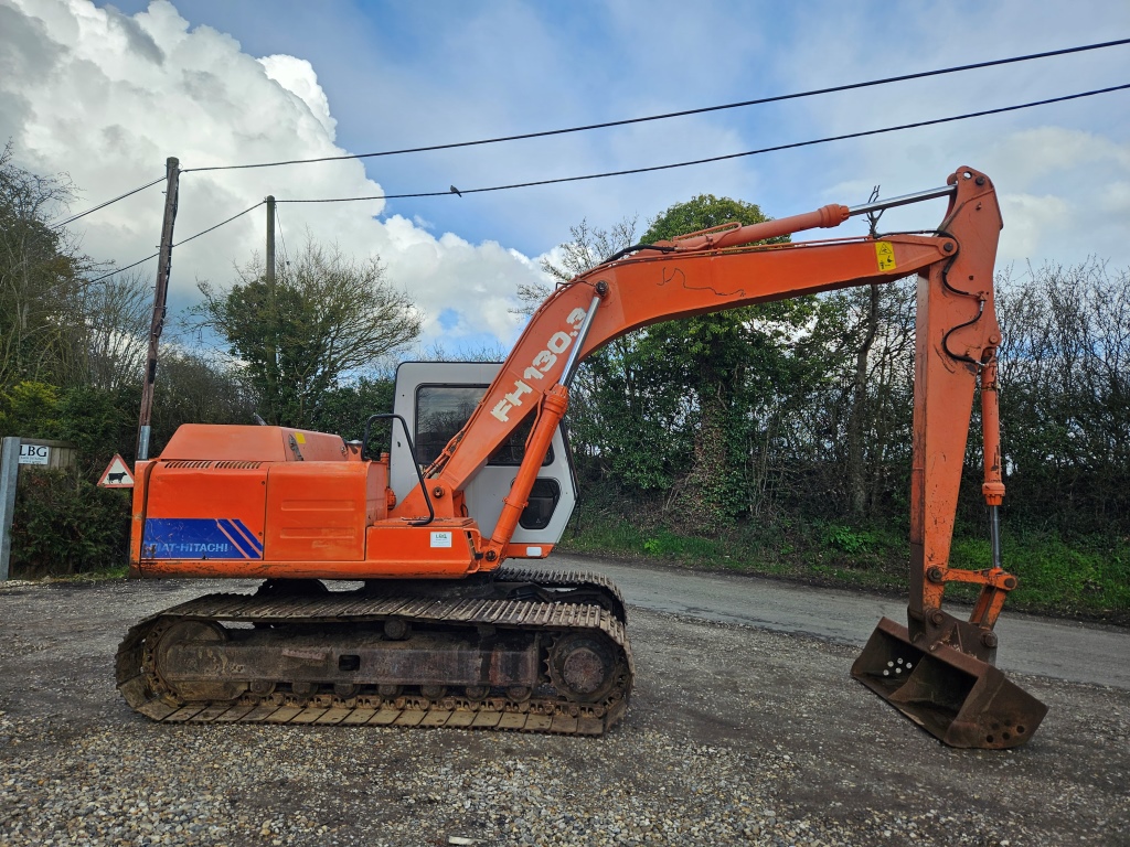 Used Hitachi FH130-3 Excavator