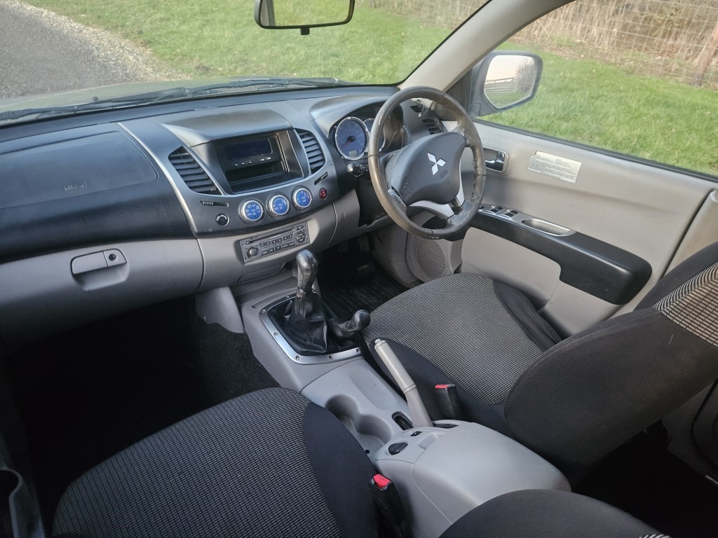 Used Mitsubishi L200 Warrior Pickup Truck