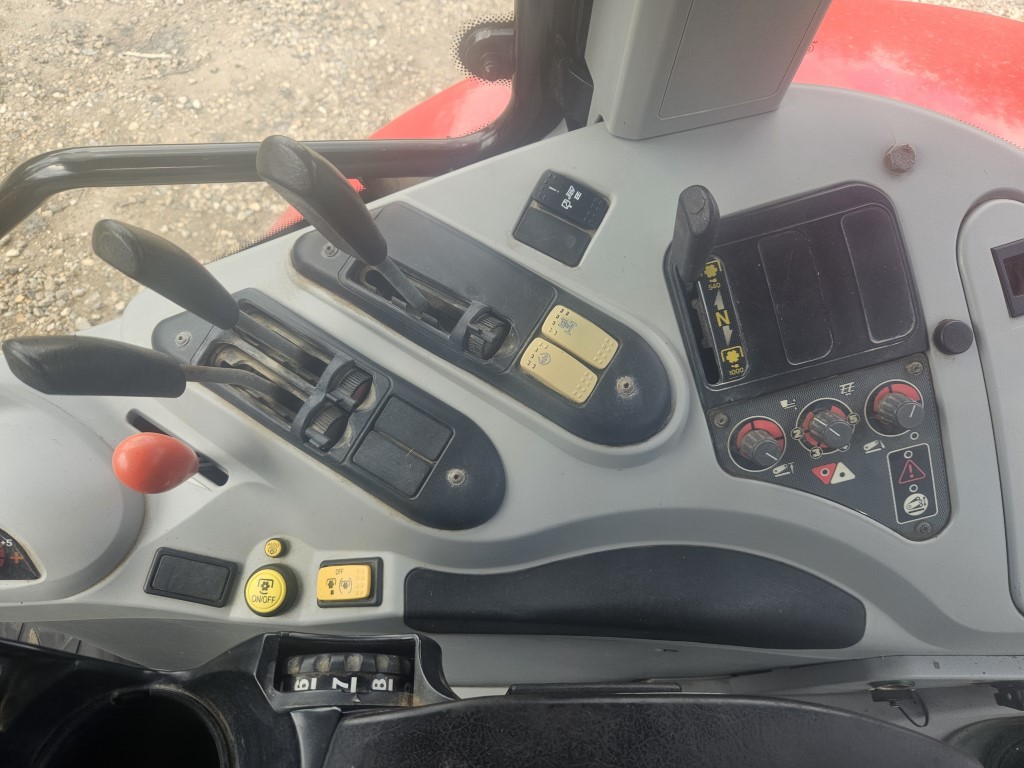 Used Massey Ferguson 6490 Dyna 6 4wd Tractor