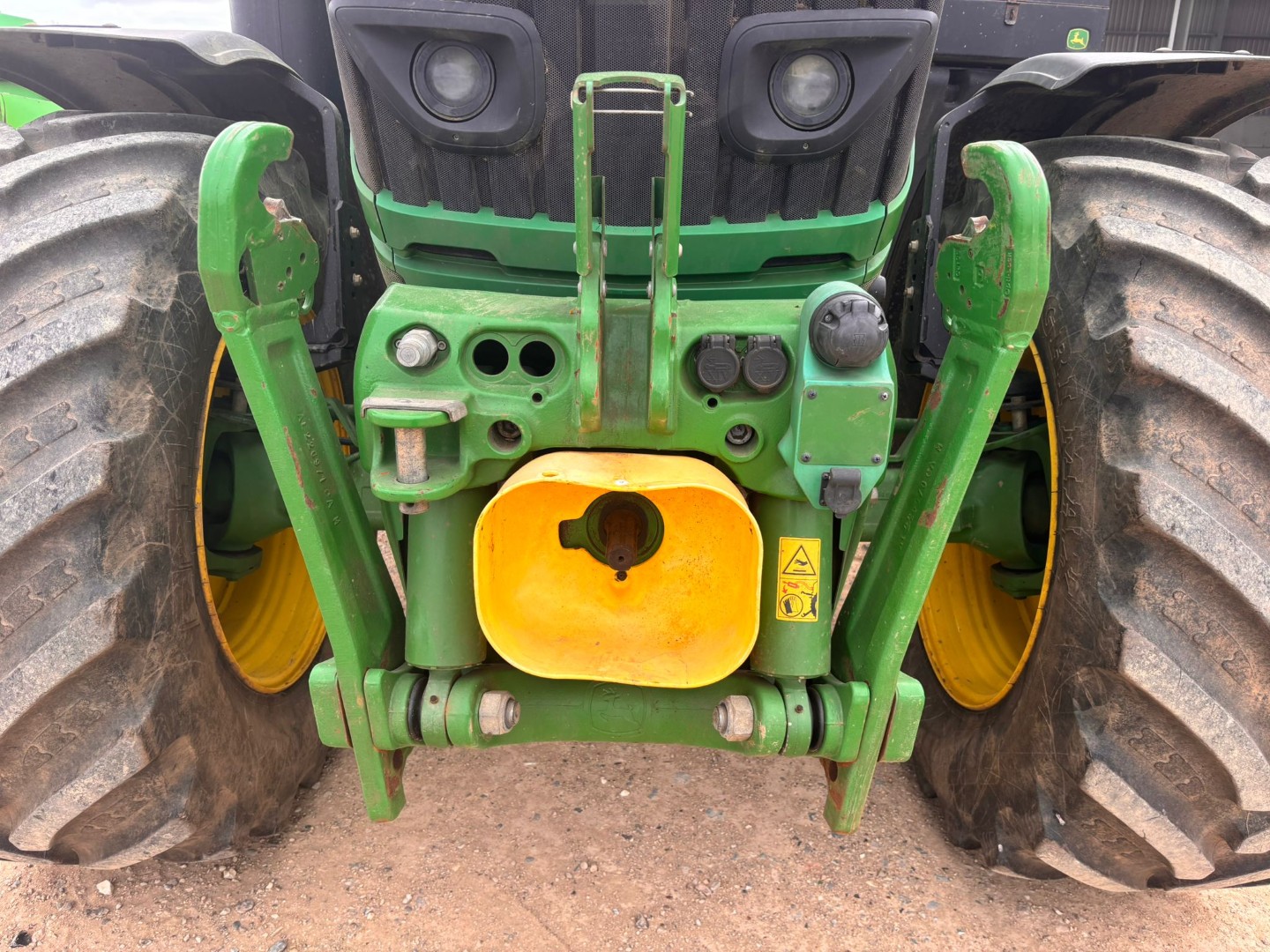 Used John Deere 6215R 4wd Tractor