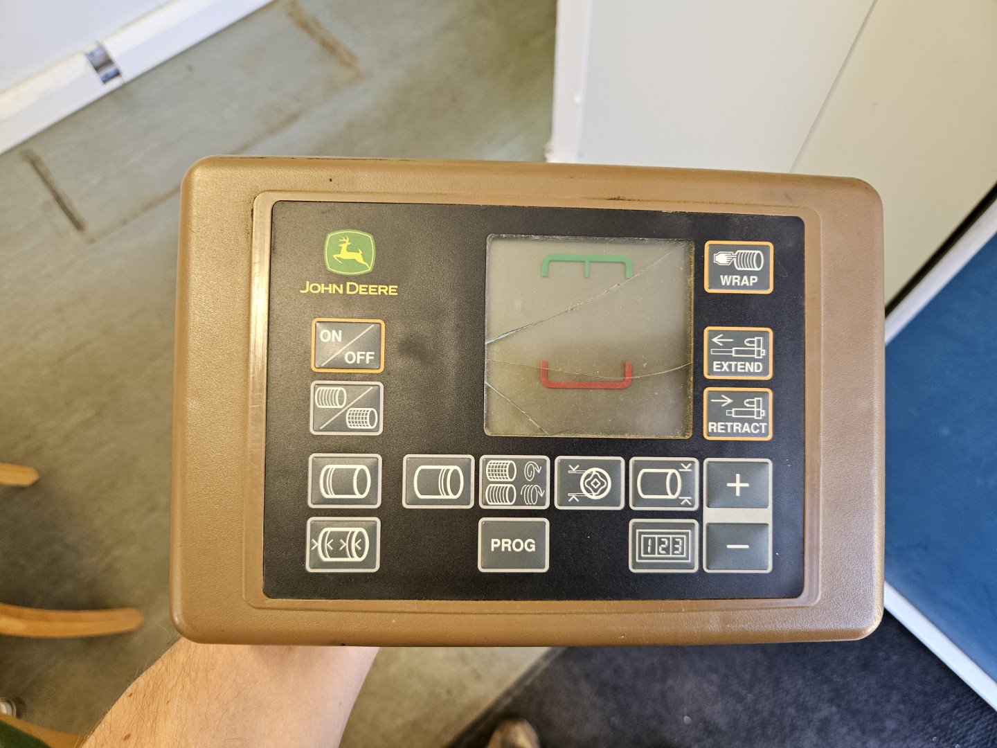 Used John Deere 582 Round Baler