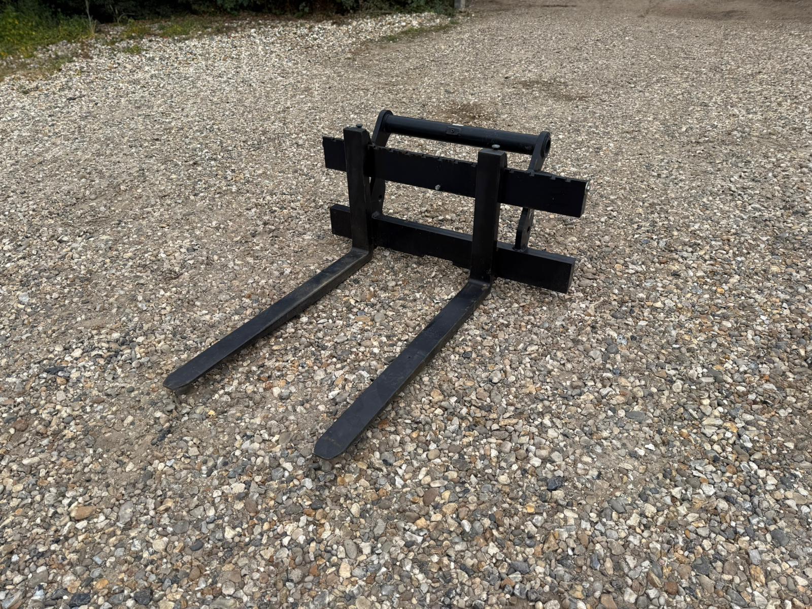 Used Manitou Pallet Tines