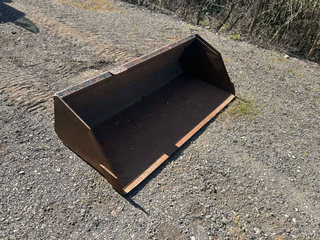 Used Bobcat Bucket