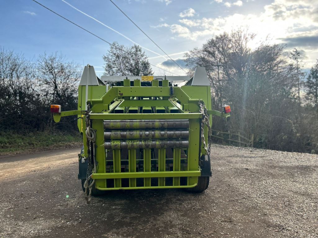 Used Claas Quadrant 2200 Square Baler