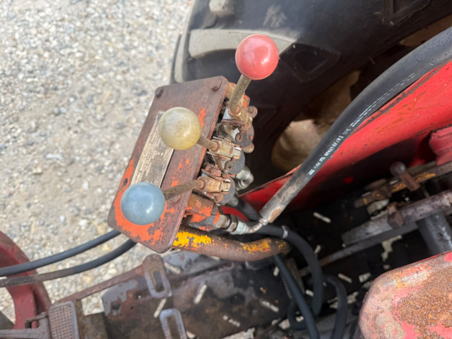 Used Massey Ferguson 188 2wd Tractor