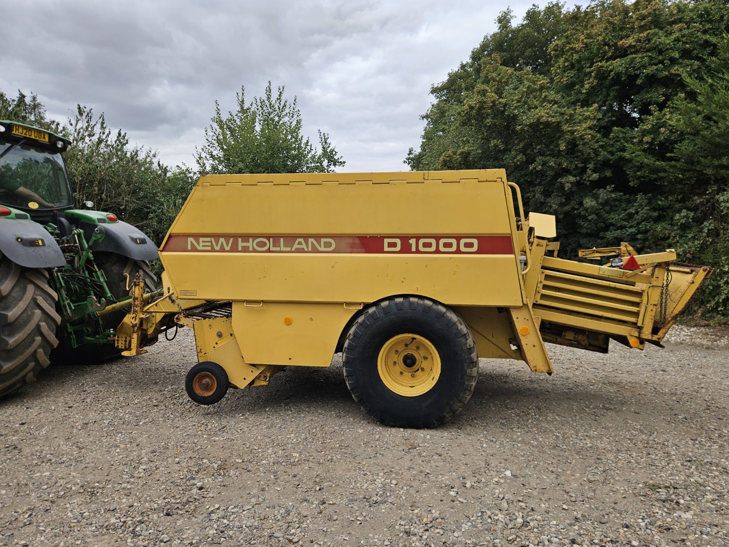 Used New Holland D1000 Baler