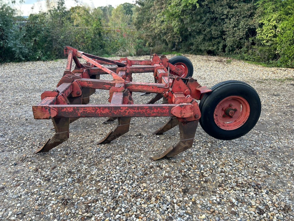 Used Massey Ferguson MF25 Cultivator