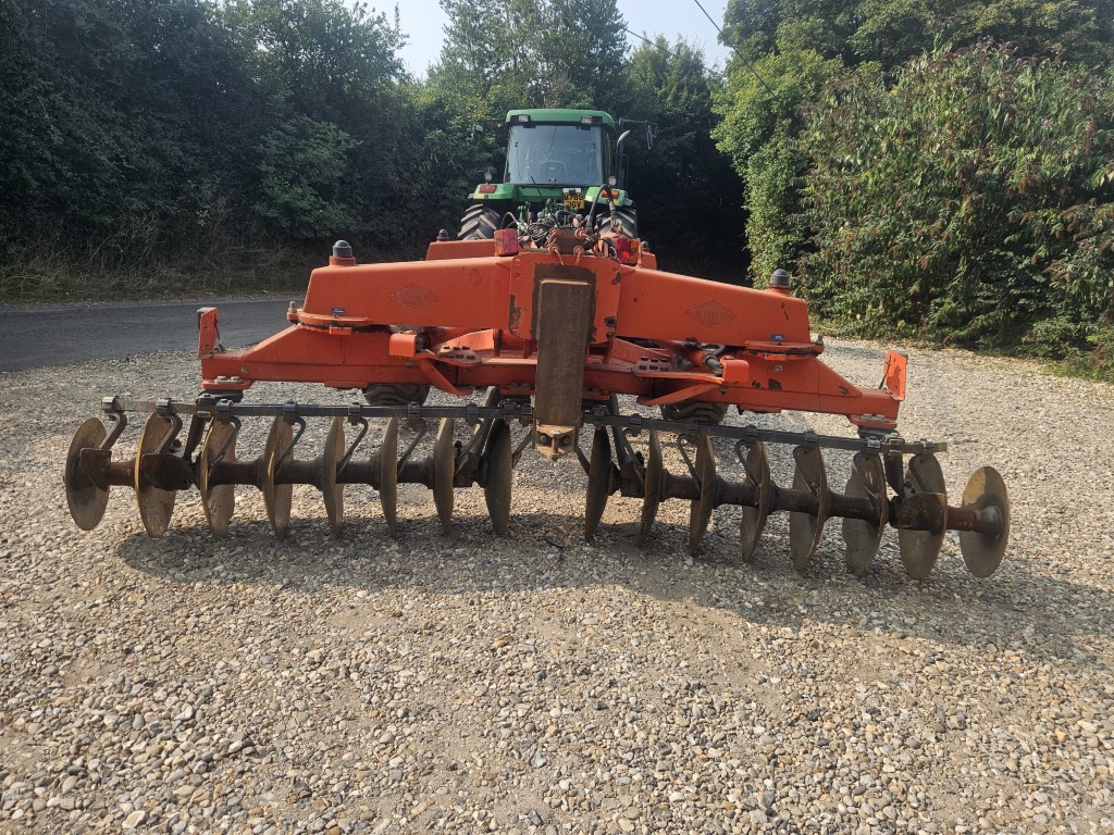 Used Kuhn Discover XM Disc Harrows
