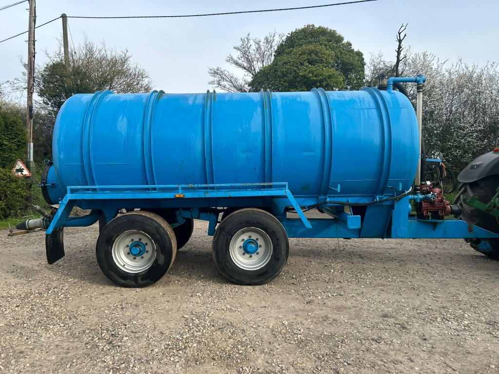 Used Star Vacuum Tanker