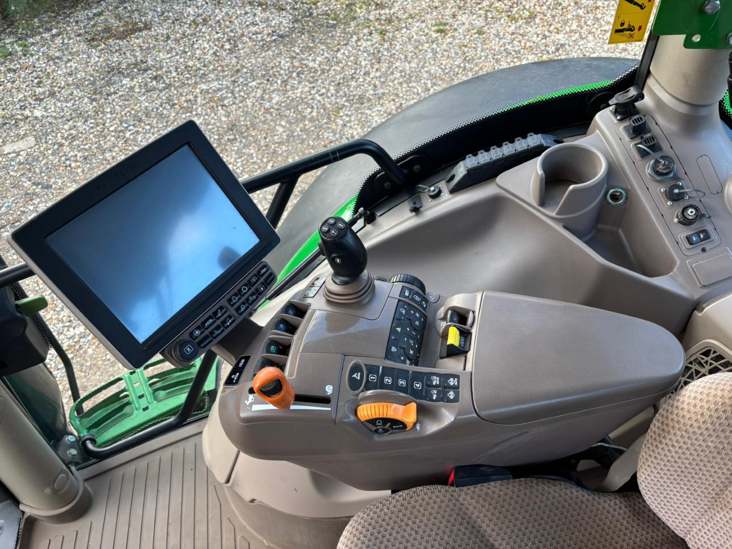 Used John Deere 6215R 4wd Tractor