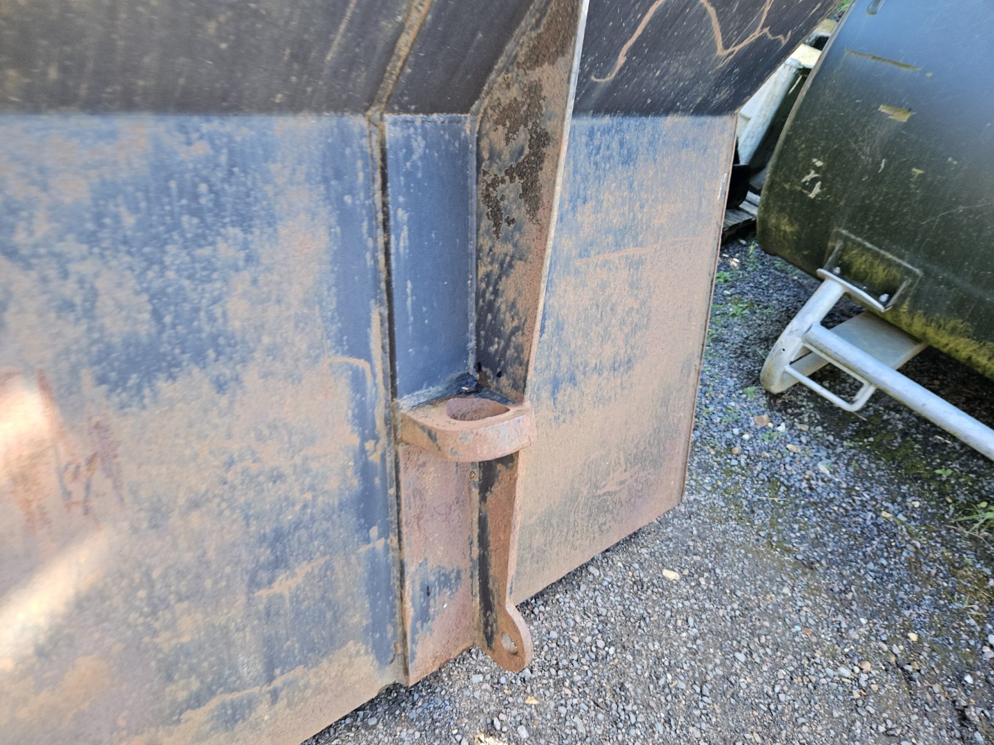 Used Suton Gurney Reeve Bucket