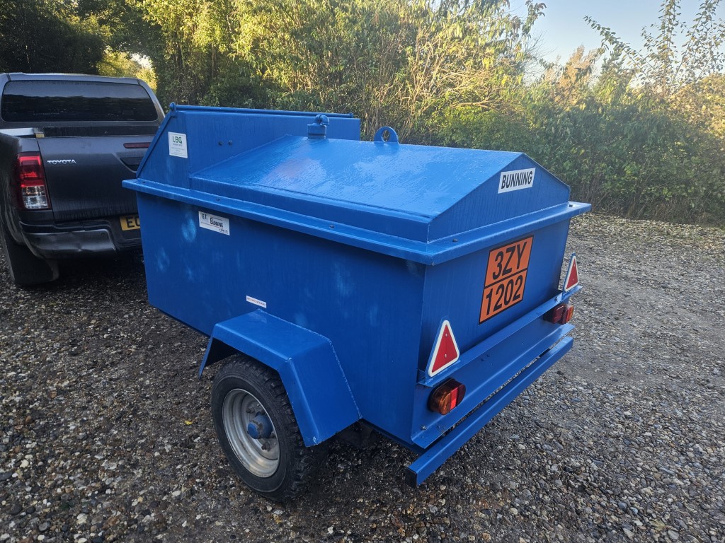 Used GT Bunning Fuel Bowser