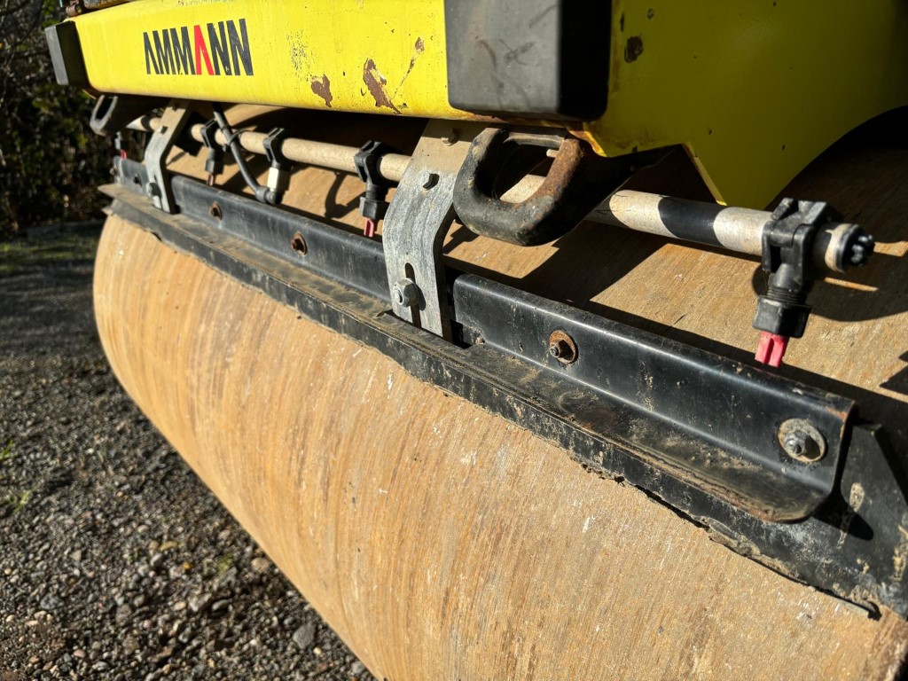 Used Ammann ARX26 Roller