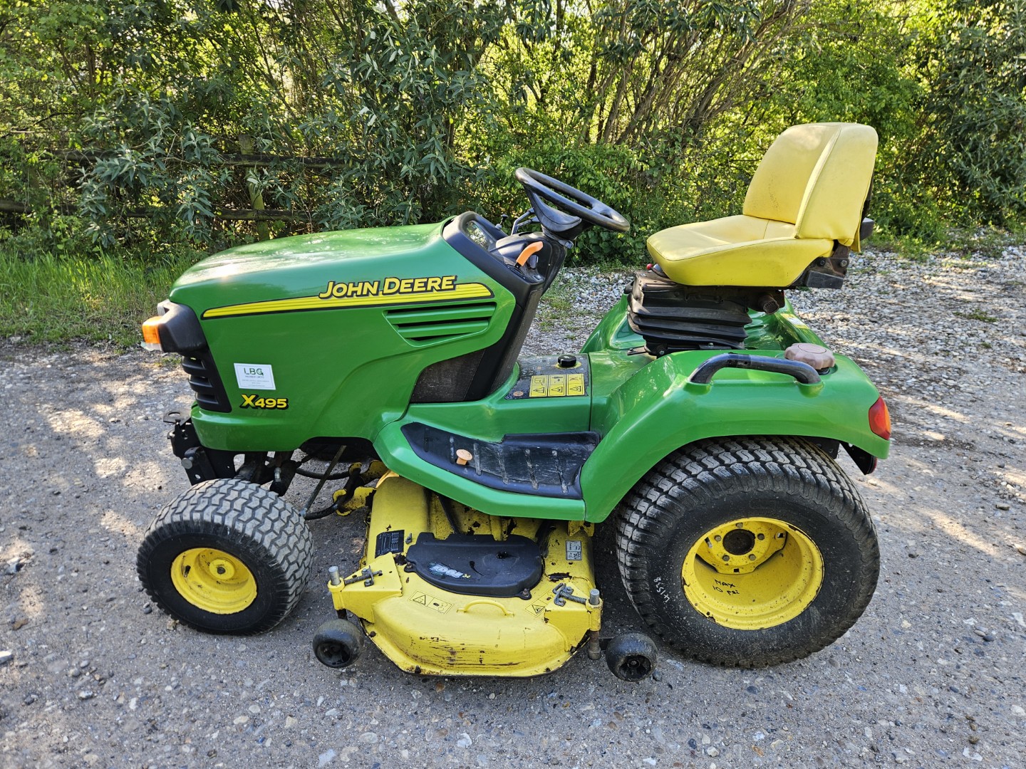 Used John Deere X495 Ride On Mower
