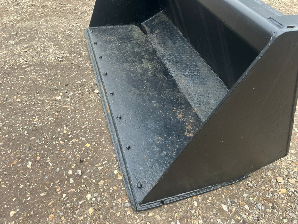 Used CAT Telehandler Bucket