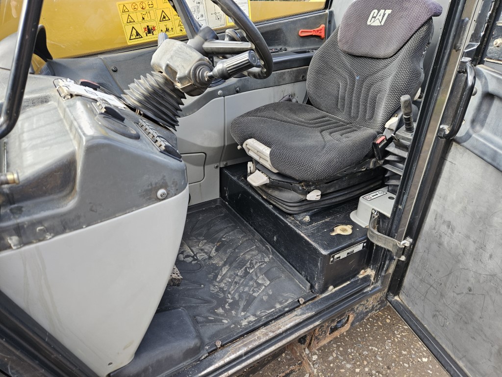 Used CAT TH407AG Telehandler