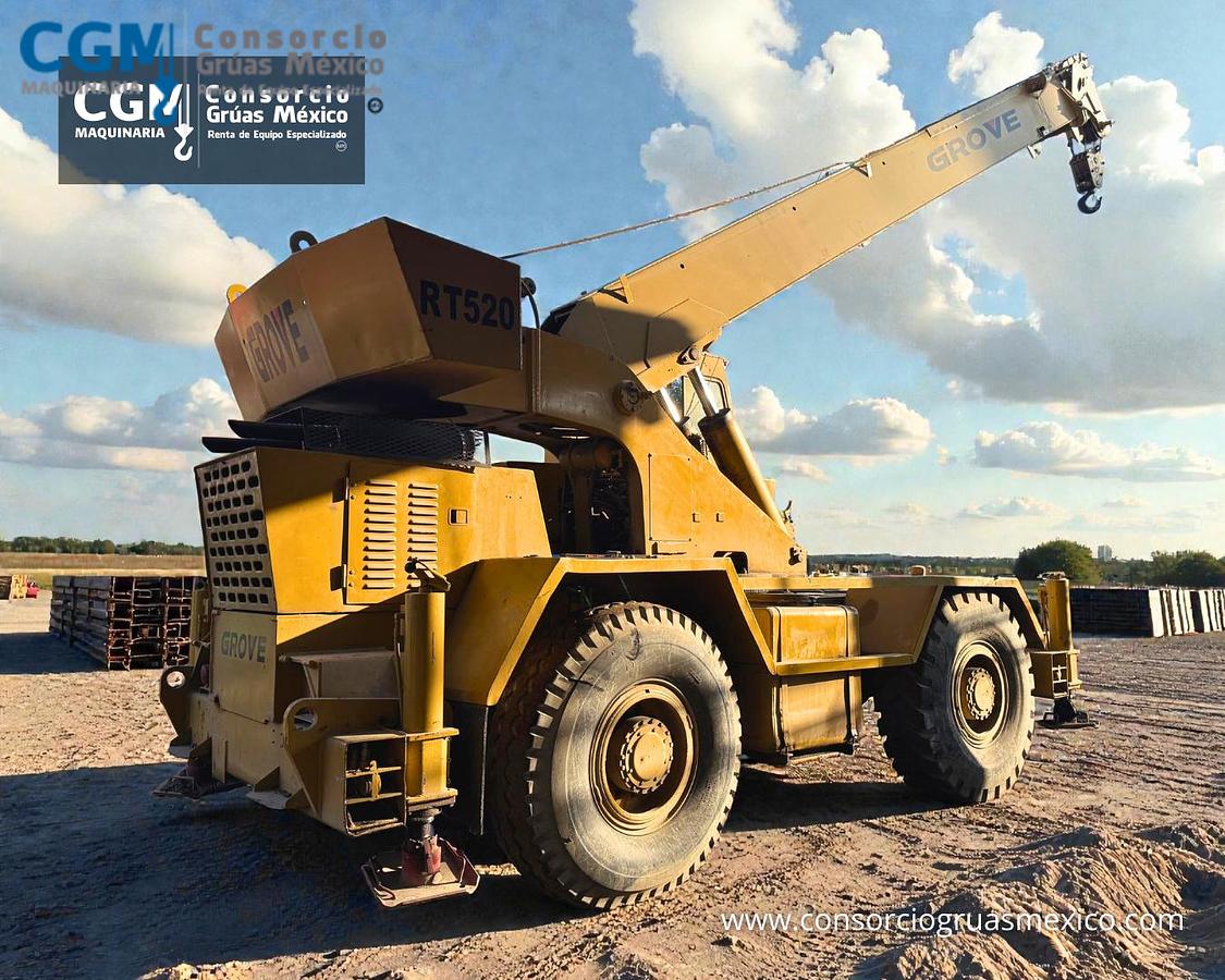 Usado GROVE RT 520
