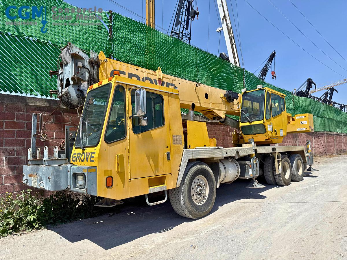 Usado GROVE TMS 500E