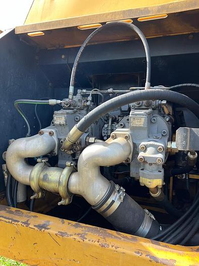 Used 2006 JOHN DEERE 330C LC EXCAVATOR