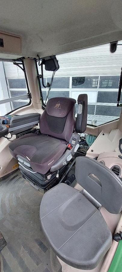 Gebraucht Fendt 828 Vario Profi Plus