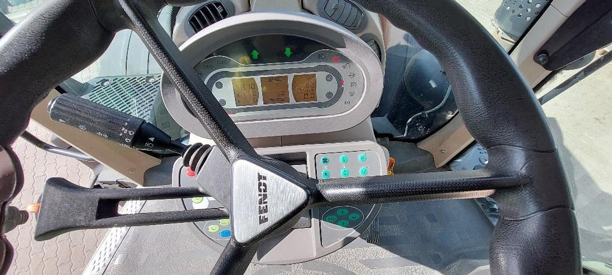 Gebraucht Fendt 828 VARIO