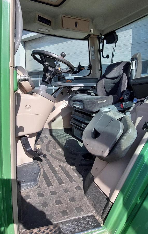 Gebraucht Fendt 828 VARIO