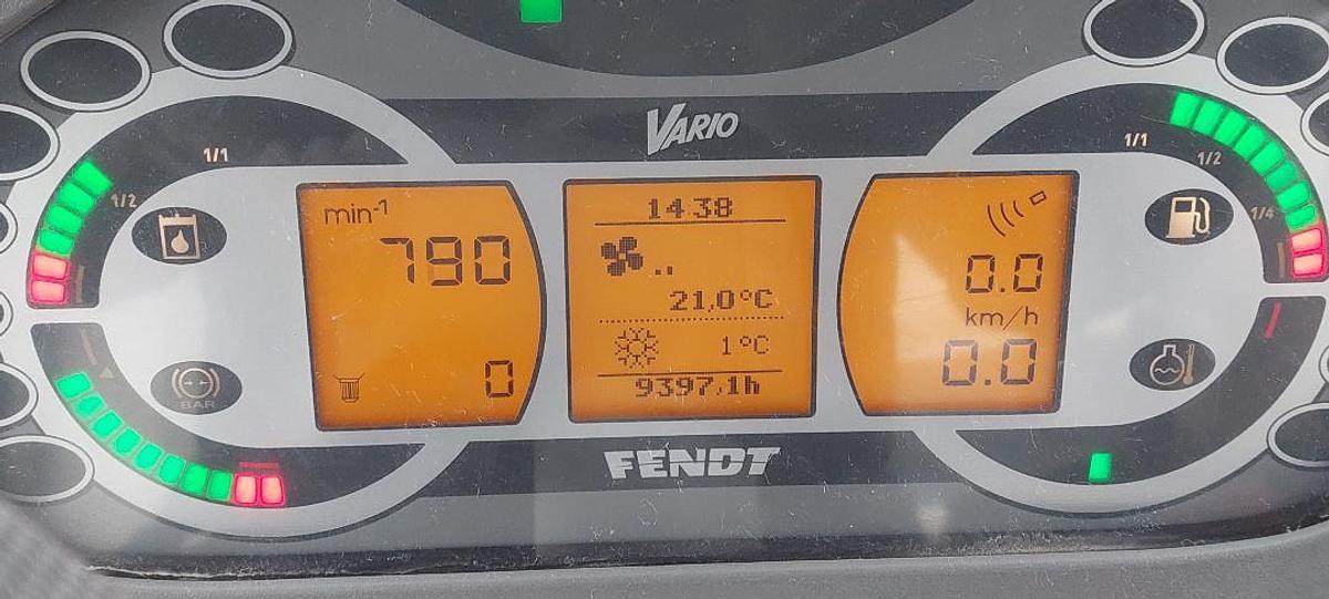 Gebraucht Fendt 828 Vario