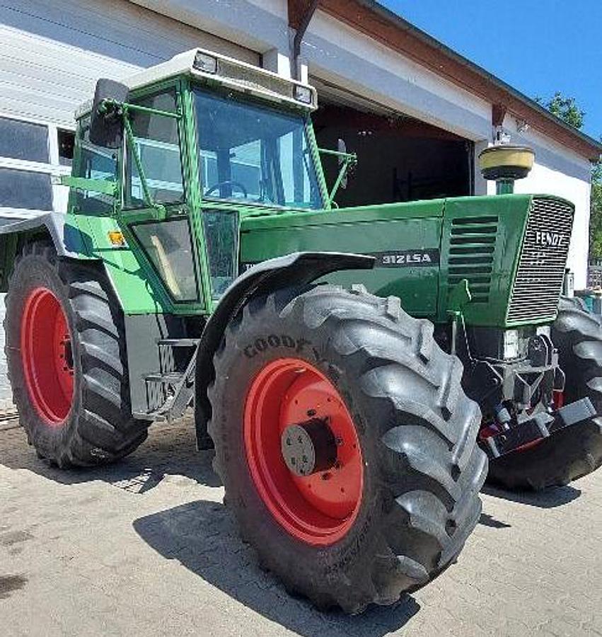 Gebraucht 1991 Fendt Farmer 312 LSA