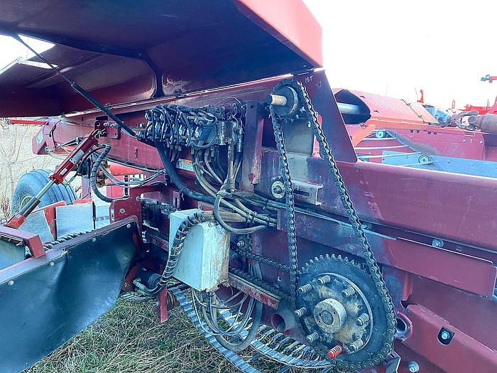 Used 2005 Spudnik 6140 Potato Windrower