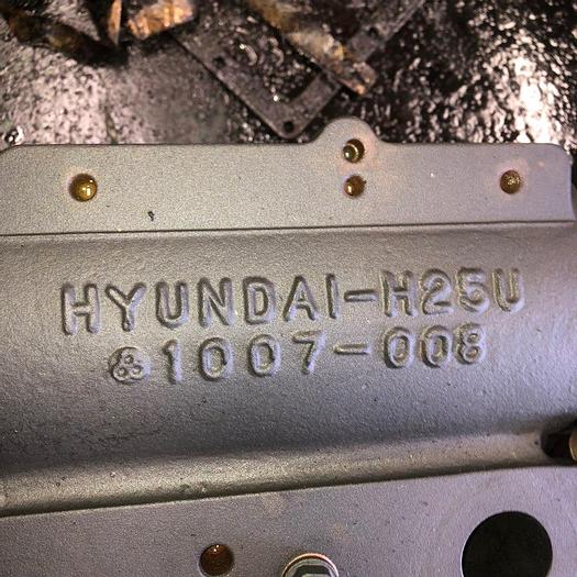 Himsen Hyundai 8H25/33P Marine engine New / Unused.