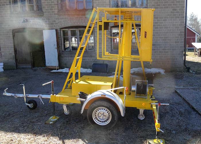 Used 1985 MBB Hydraulic work platform MBB G1200 "Giraffe"