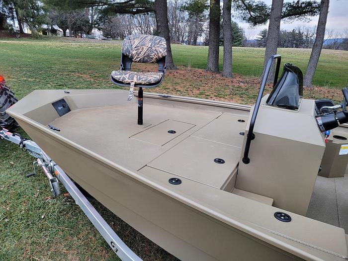 2023 G3 20CCJ Jet Tunnel Hull (Desert Brown)